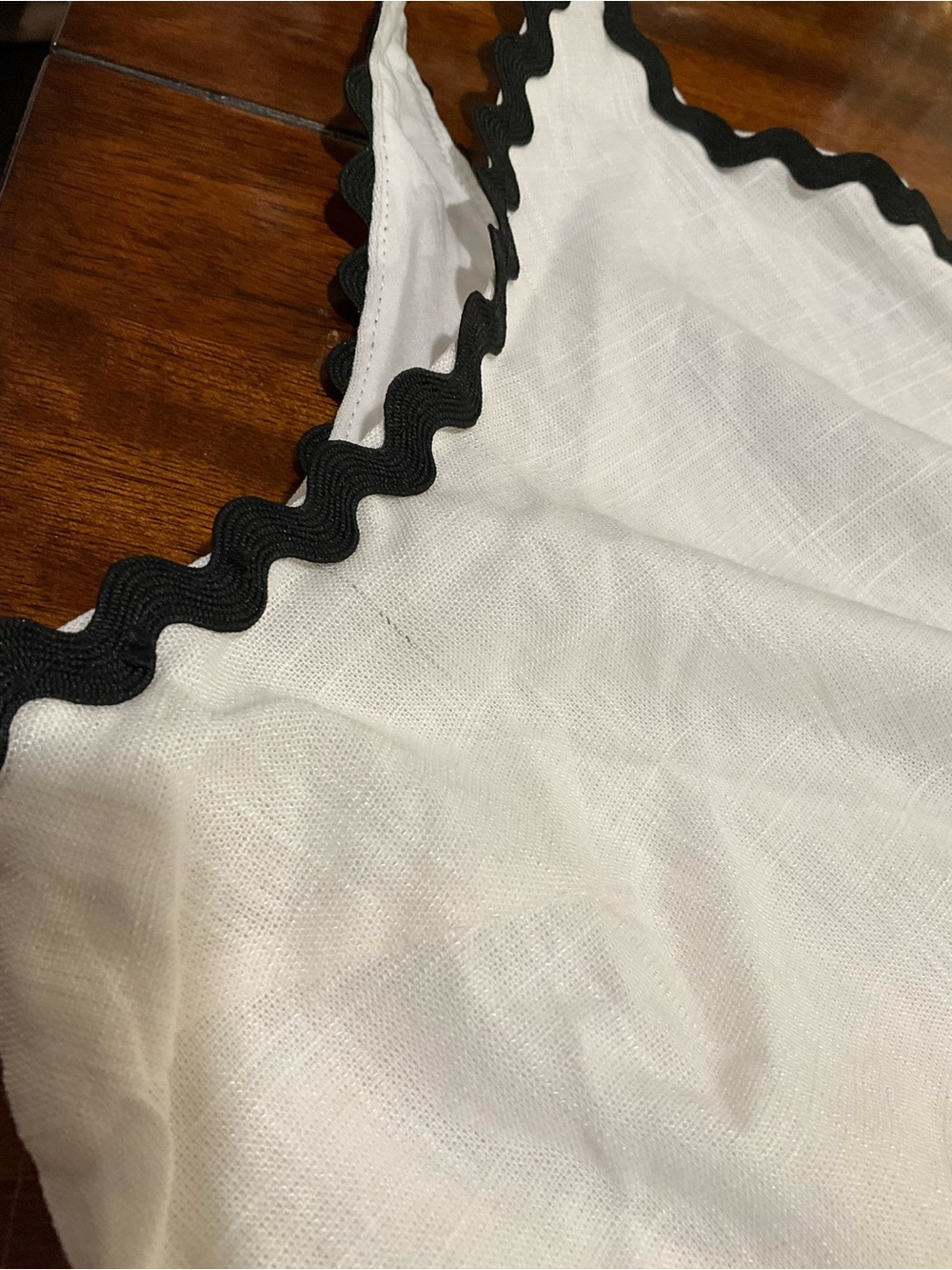Hello Molly White and Black Linen Blend Dress - Picture 13 of 14
